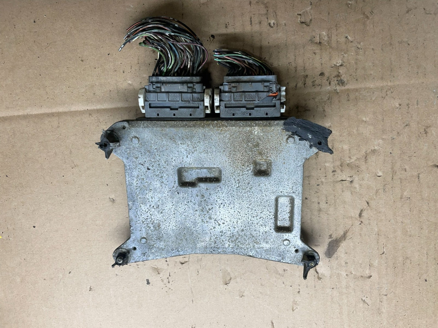 2008 2009 Mazda 3 Engine Computer Module ECM ECU q0239 DG1
