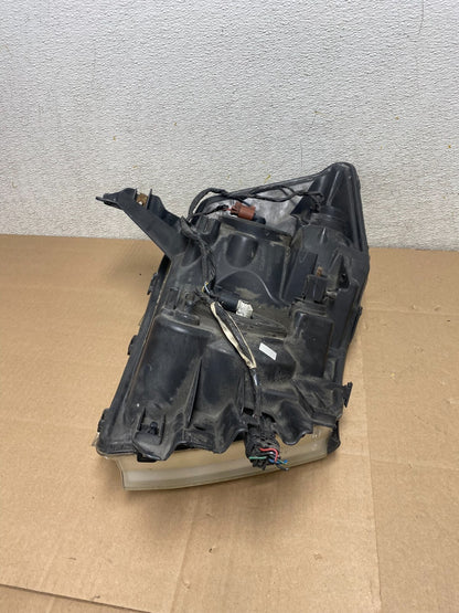 2004 to 2007 Nissan Armada Left Driver Lh Side Headlight Halogen M4621 DW11