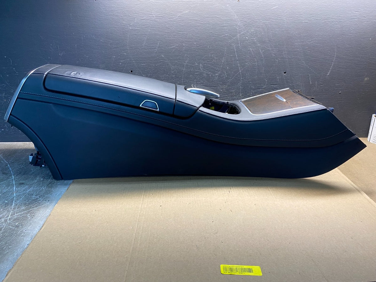 2015 to 2017 Mercedes-Benz W217 W222 Center Console Arm Rest Panel AH2040 PS2
