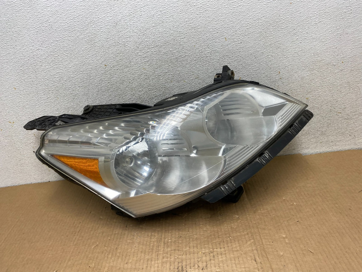 2009 to 2012 Chevrolet Traverse Right Passenger Halogen Headlight AI6561 DW0