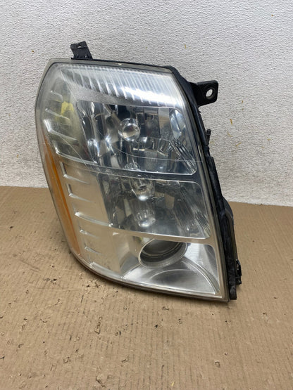 2007 - 2014 Cadillac Escalade Right Passenger Side Xenon HID Headlight AI9652 LK0