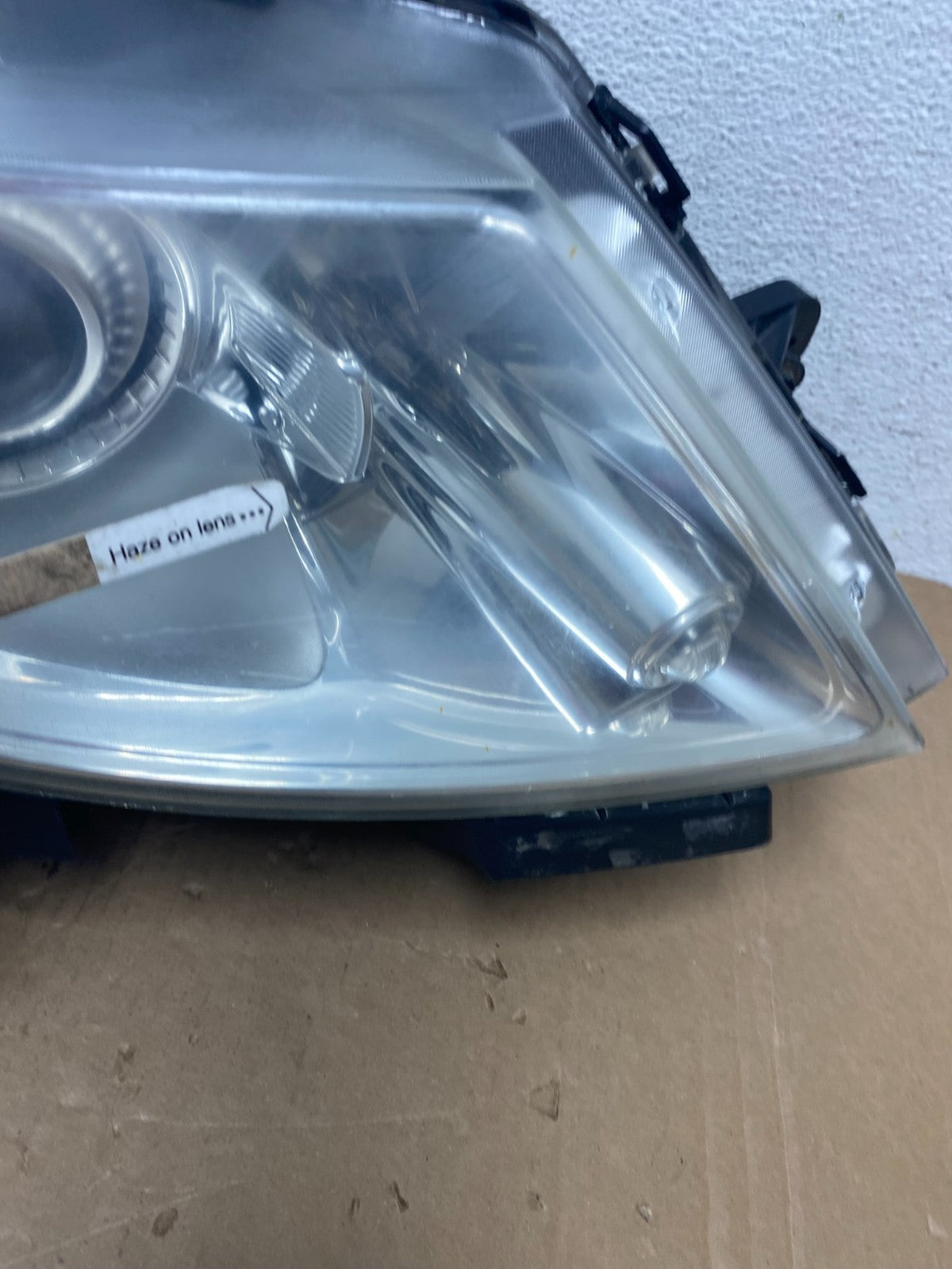2009-2012 Lincoln Mks Right Passenger RH Side Xenon HID Headlight AD7936 DW4