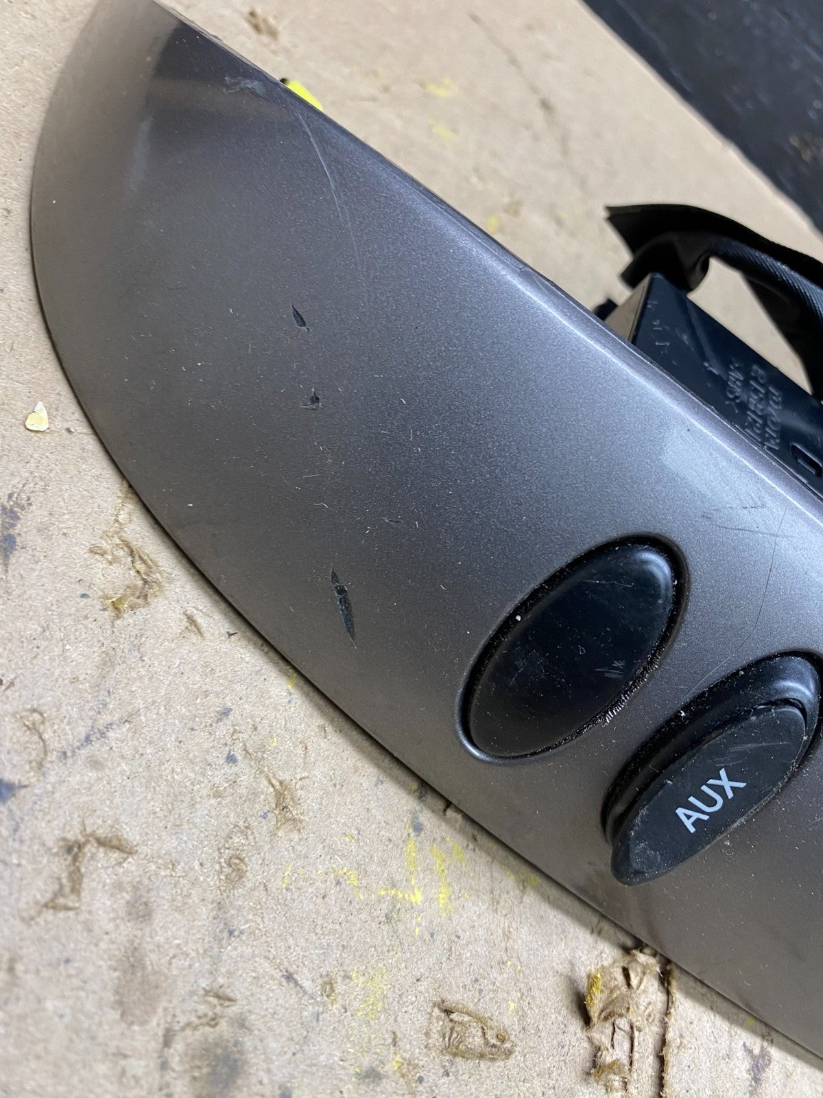 2004 to 2010 Toyota Sienna Right Side Radio Switches Bezel Trim U5514 DG2