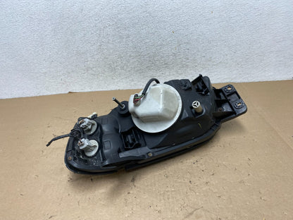 2001 to 2004 Subaru Legacy Outback Right Passenger Rh Headlight AG4418 DW4