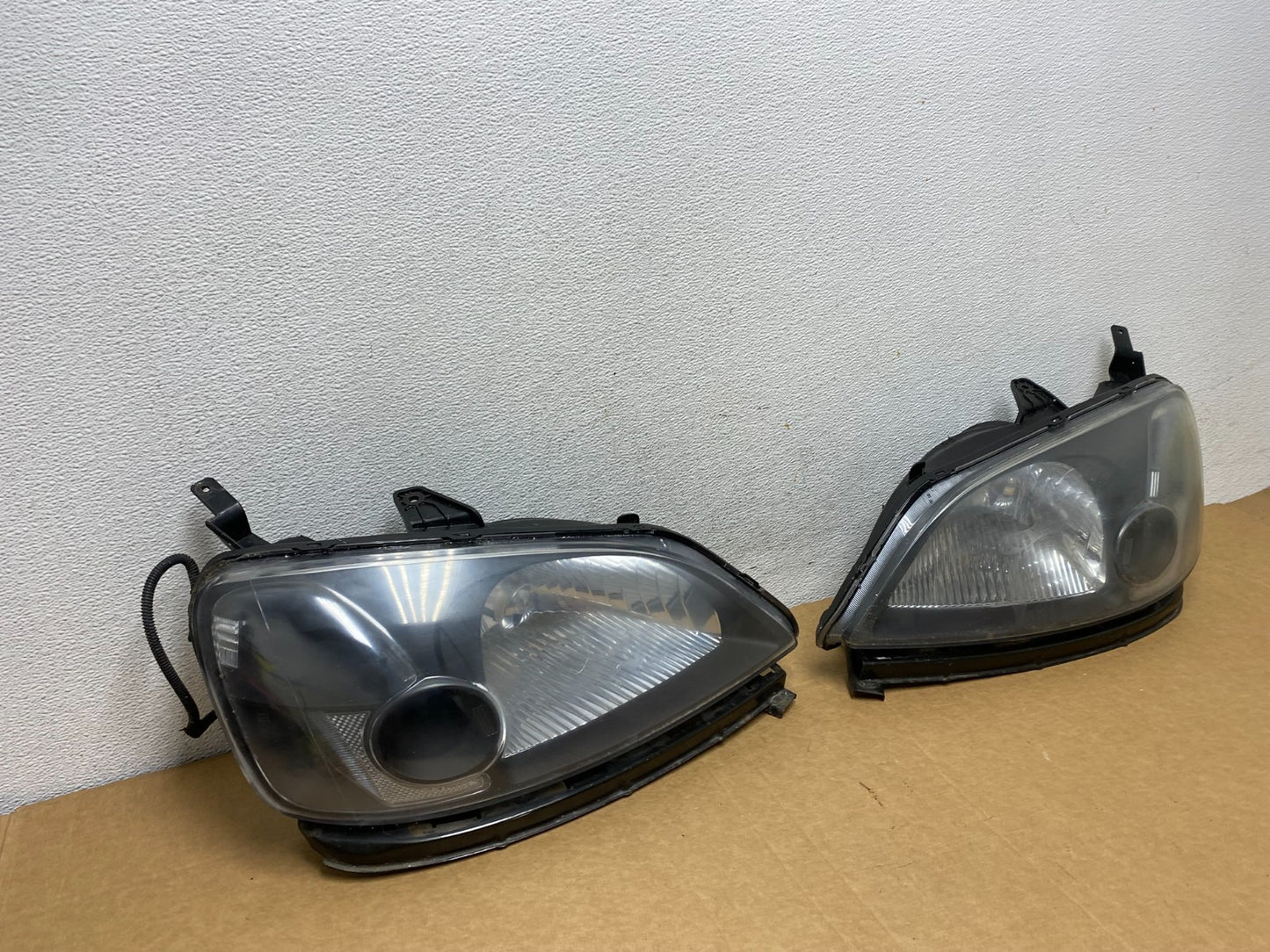 2001 - 2003 Honda Civic Coupe Headlights Halogen Left+Right Side AD5290 DW2