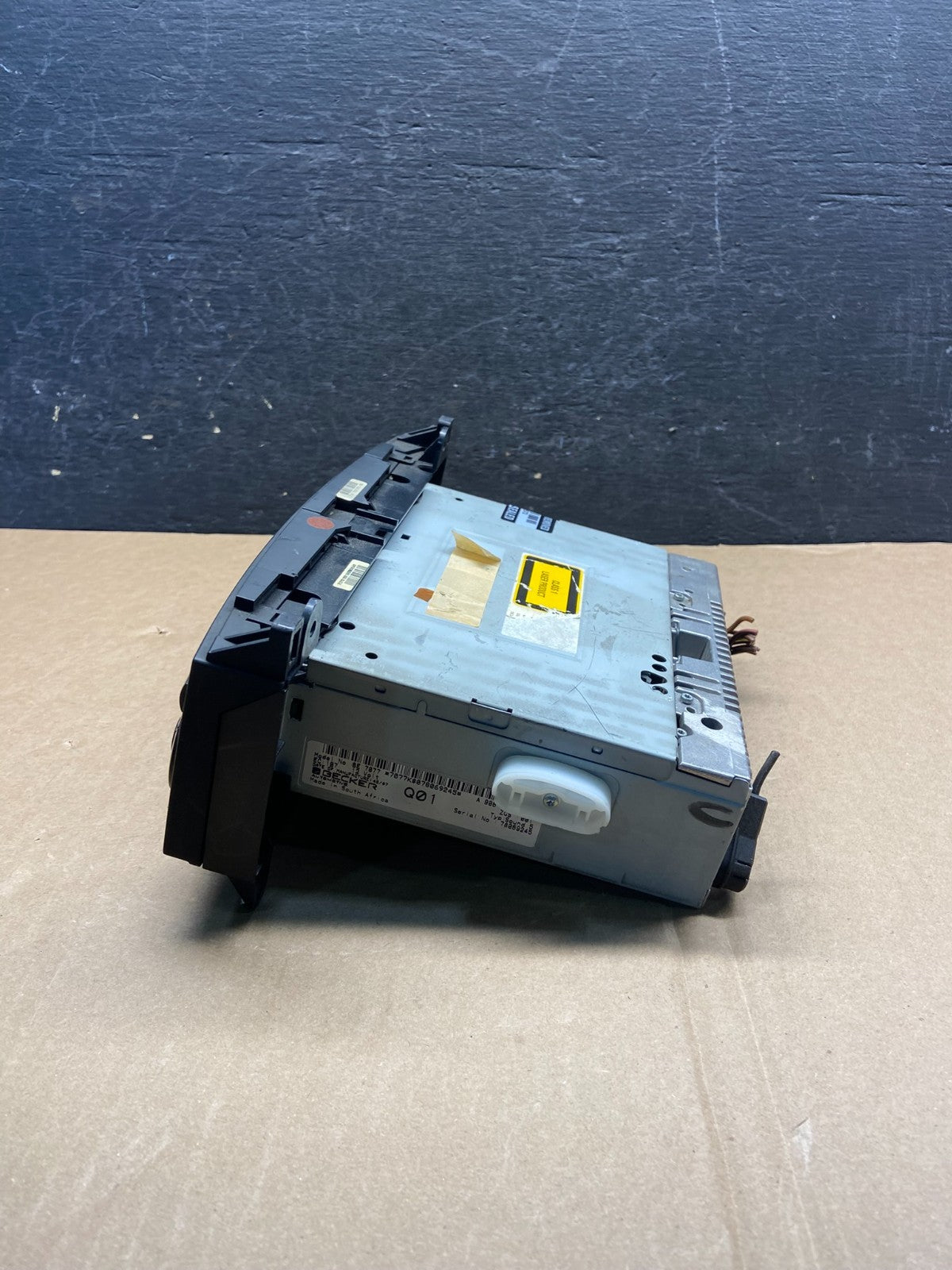 2007-2009 Mercedes Dodge Sprinter STEREO Radio A 9068200786 AG1538 DG1