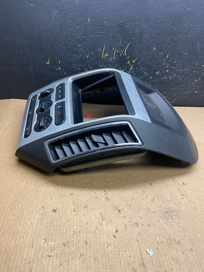 2007 - 2010 Ford Edge Heater Climate Control Radio Control Dash Bezel z4245 DG2