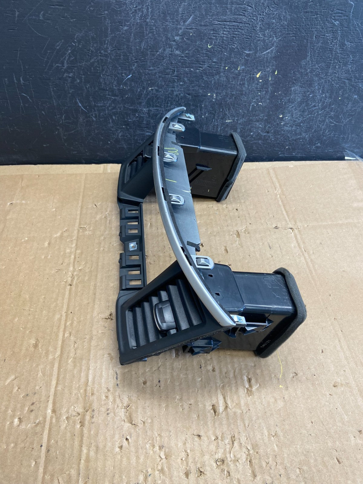 2013 to 2020 Nissan Pathfinder Center Dash Radio Trim Bezel Surround ad2266 DG2