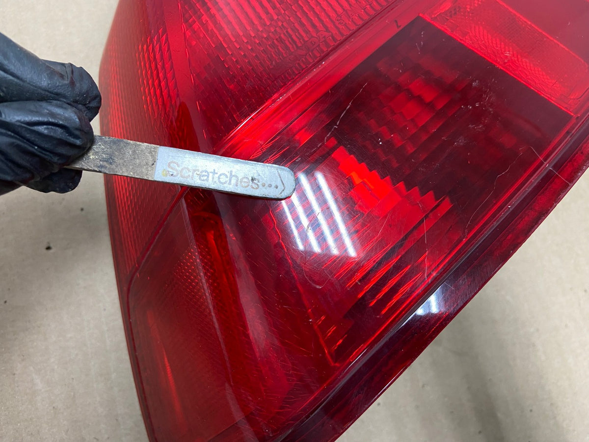 2001 2002 2003 Honda Civic Sedan Left Driver Lh Tail Light AH5714 LK3