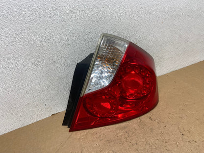 2006 2007 Infiniti M35 M35X M45 Right Passenger Side Tail Light AG1342 LK2