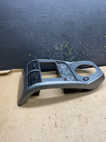 2003 to 2008  Honda Element Radio Climate Control Shifter Bezel OEM Z1749 DG3