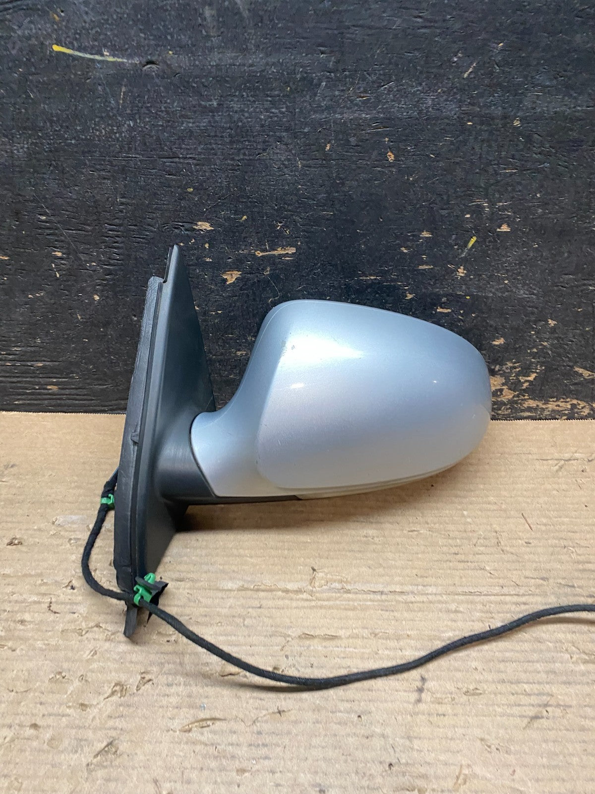 2006-2010 Volkswagen Passat Left Driver Turn Sgn View Door Mirror OEM V9267 DG0