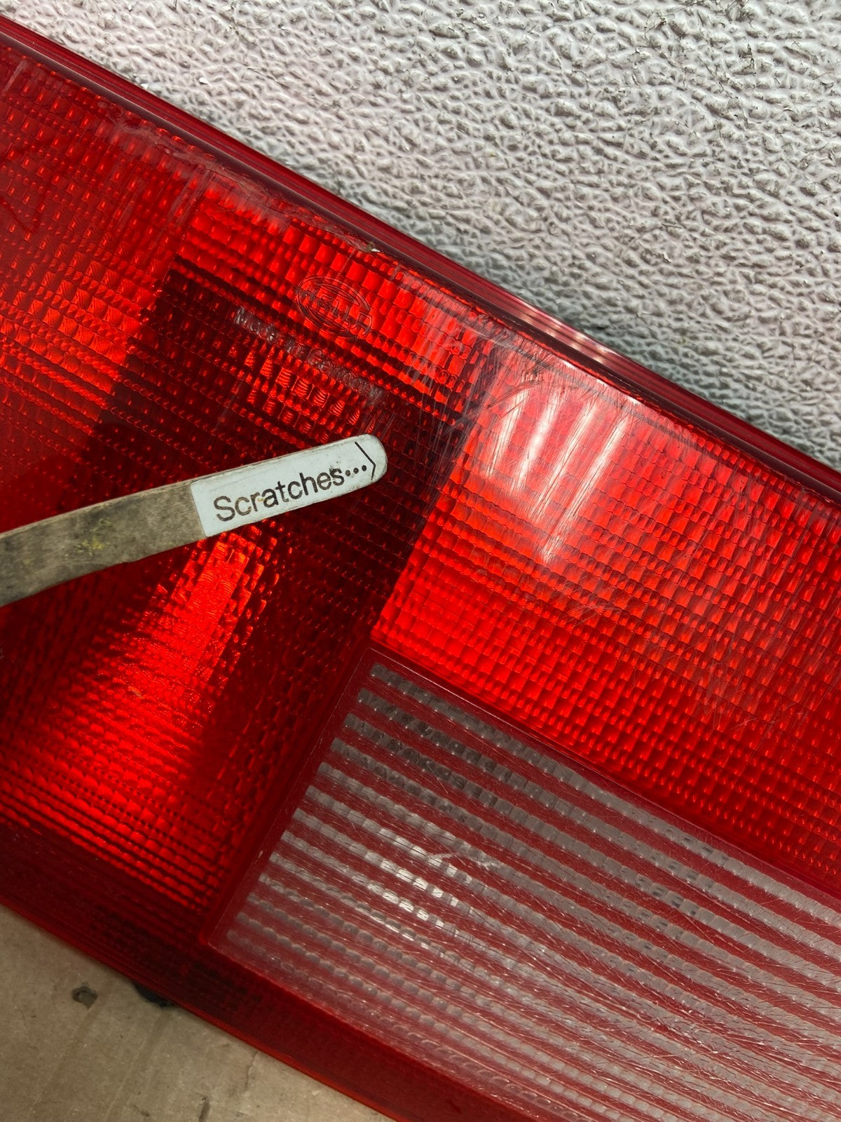 1995 to 1998 Audi A6 Left Driver Side Tail Light Inner AE95543
