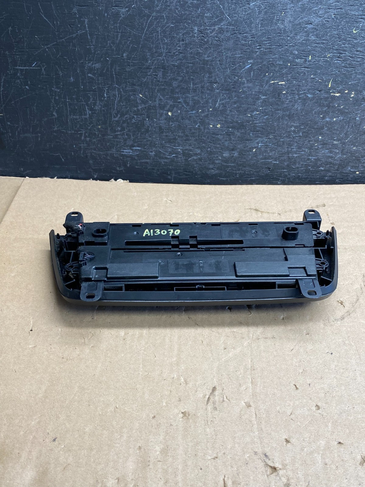 2012 - 2014 Bmw F30 320i 328i Radio Climate Control Panel ai3070 DG3