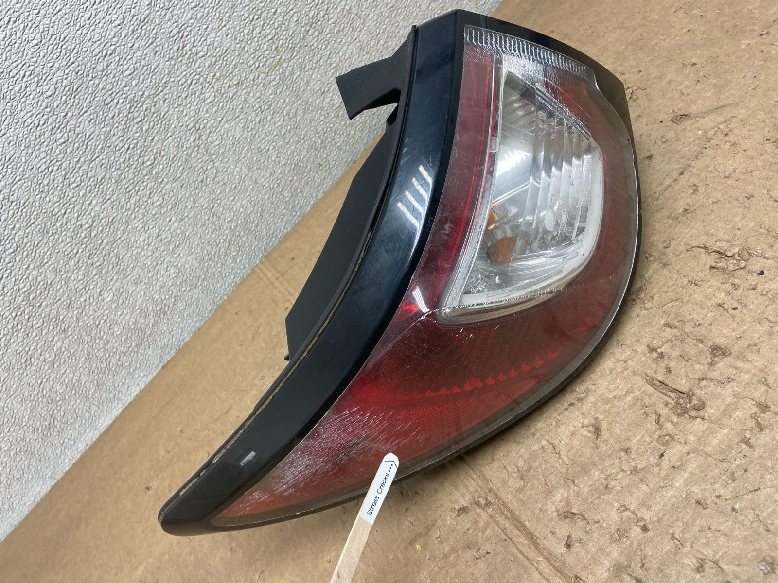 2013 to 2017 Chevrolet Traverse Left Driver LH Side Tail Light Oem Y8251 DW4