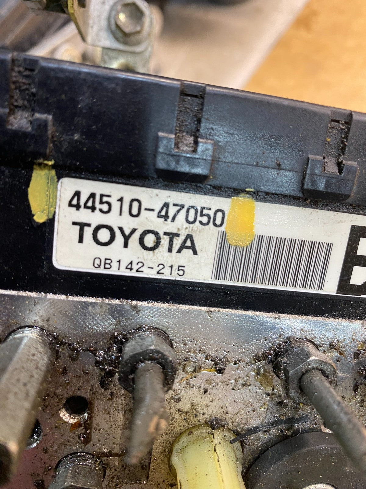 2004 - 2009 Toyota Prius ABS Brake Pump Anti Lock Module AD7591 DG5