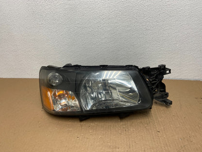2003 2004 Subaru Forester Right RH Side Headlight Halogen AB6542 DW0