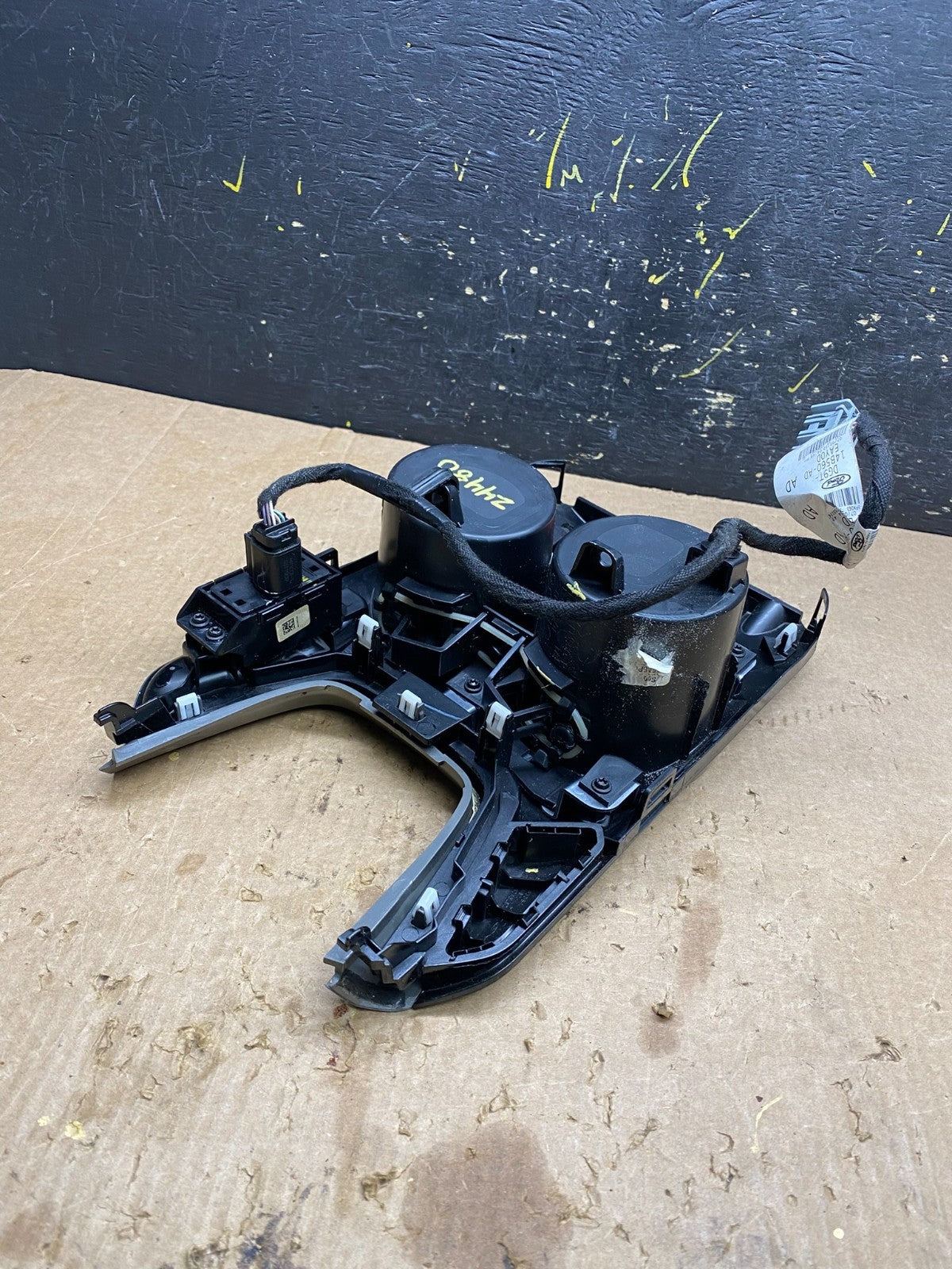 2013 to 2016 Ford Fusion Front Center Console Cup Holder Cupholder OEM Z4480 DG4