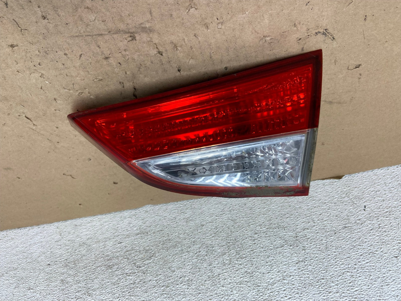 2011 2012 2013 Hyundai Elantra Inner Tail Light Right Passenger AG4244 LK0