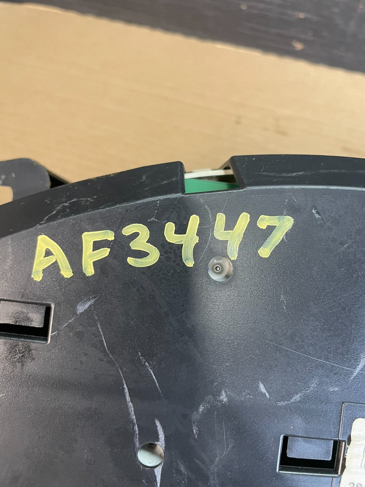 2008 to 2010 Chevrolet Express Speedometer Cluster Gauge AF3447 DW9