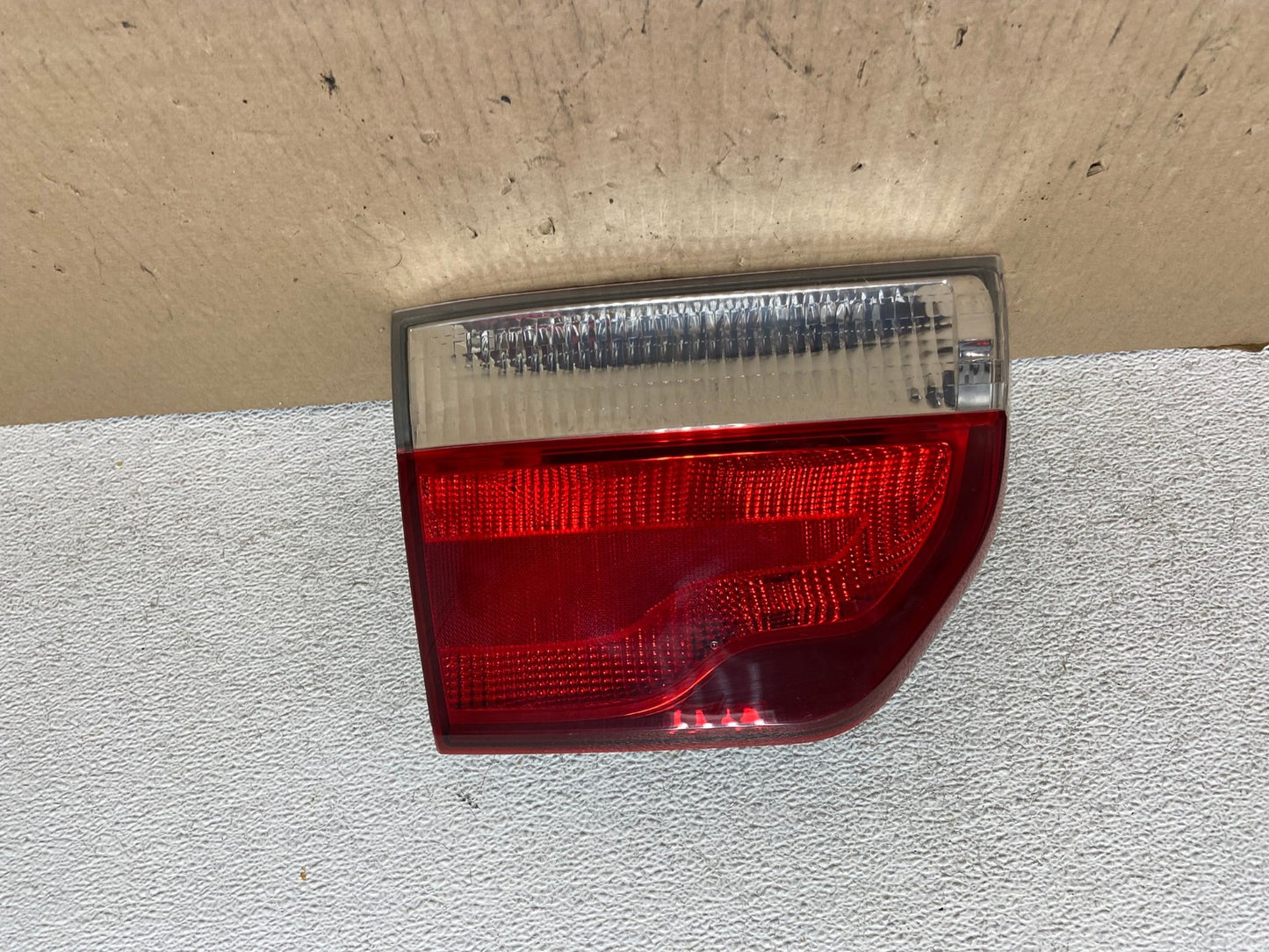 2011 to 2013 Dodge Durango Left Driver LH Side Tail Light Inner AG7984 LK0