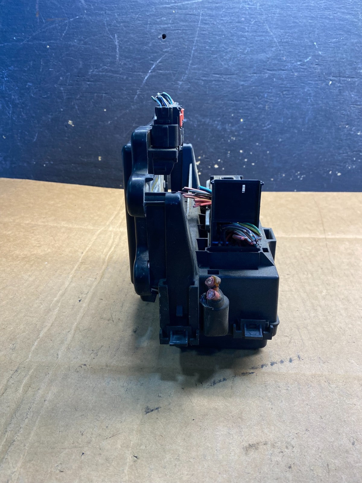2005 2007 Dodge Dakota Integrated Power Fuse Box Body Control AB3648 DG2