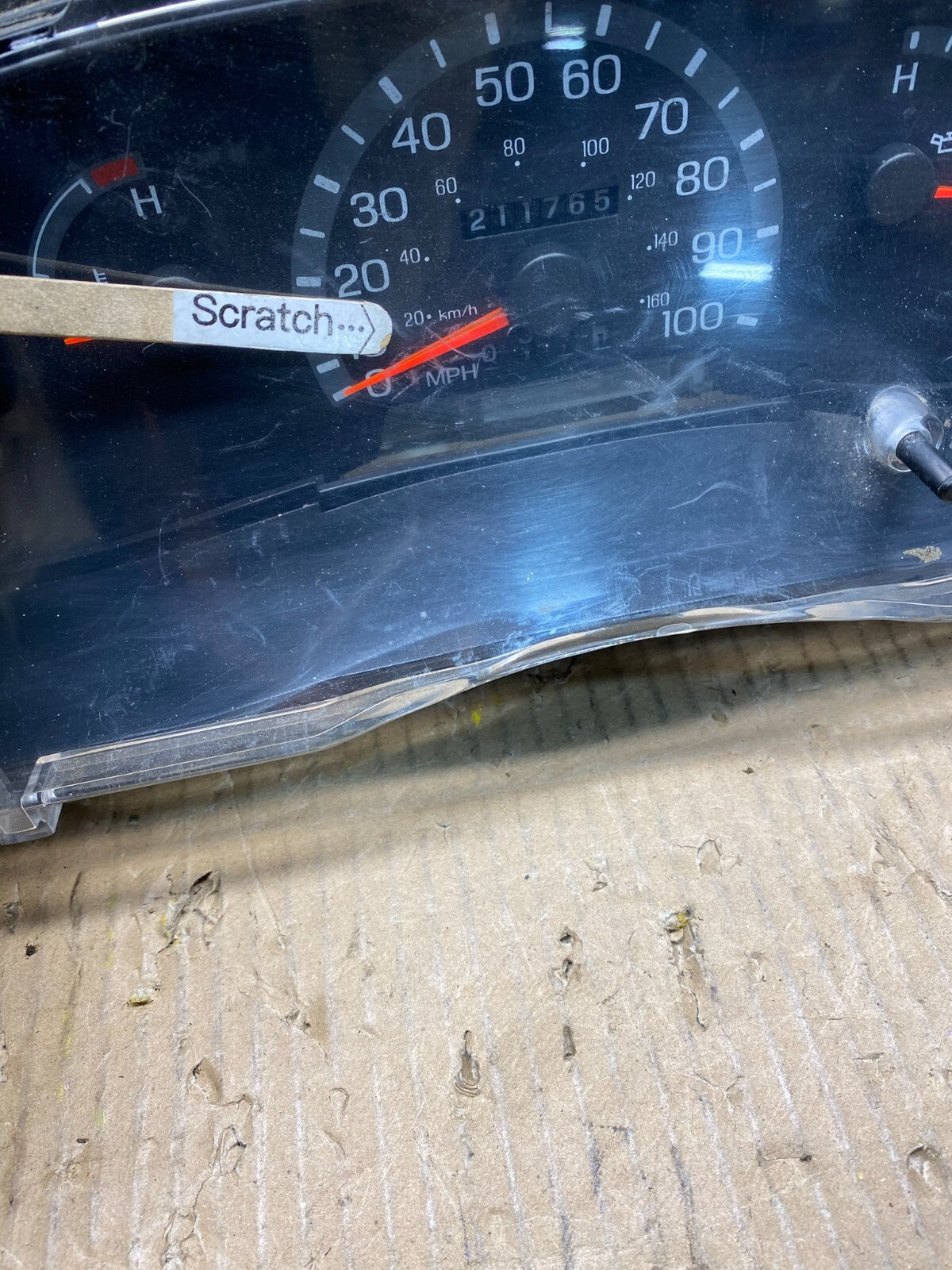 2001 - 2002 Ford Econoline E250 E350 Van Speedometer Instrument Cluster L1596 DG1