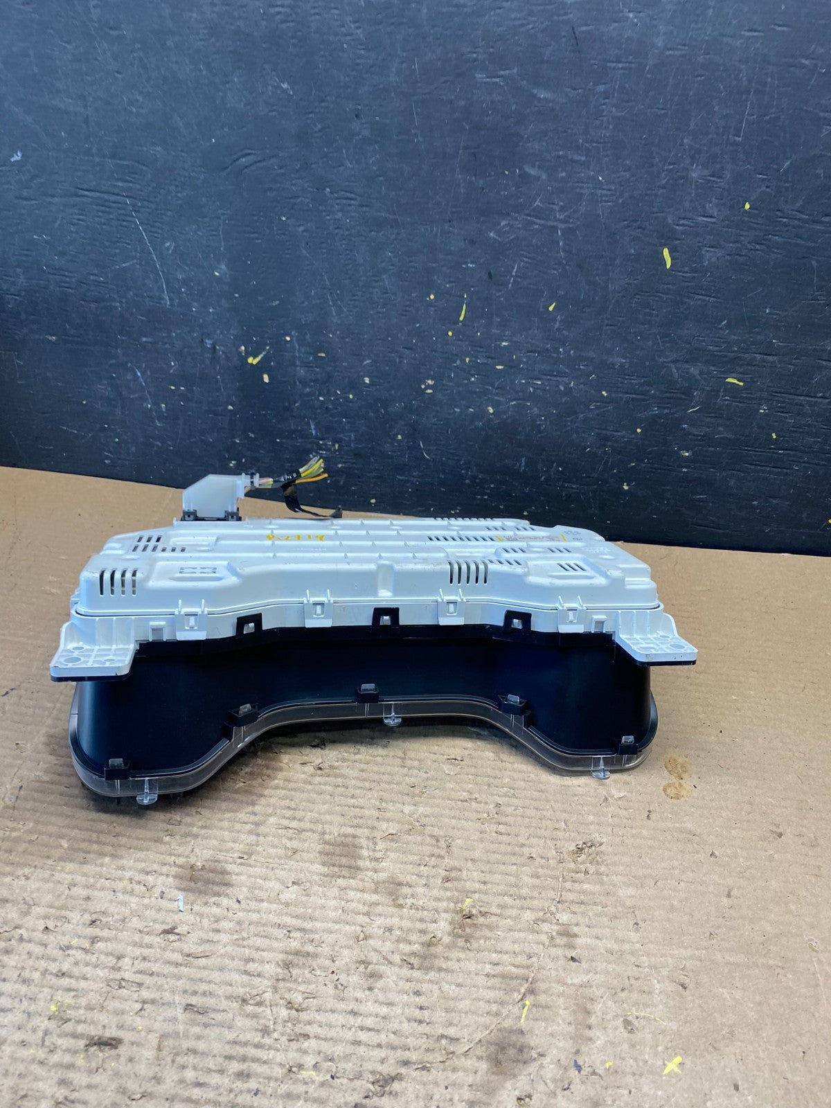 2011 to 2013 Ford E150 E250 E350 VAN Gauge Speedometer Cluster R2719 DG5