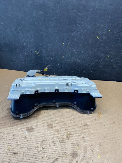 2011 to 2013 Ford E150 E250 E350 VAN Gauge Speedometer Cluster R2719 DG5