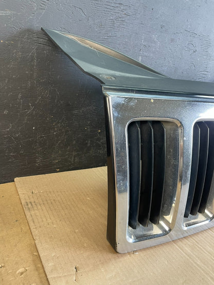 2008 2009 2010 Jeep Grand Cherokee Front Upper Grill Grille OEM AC2037 DG2