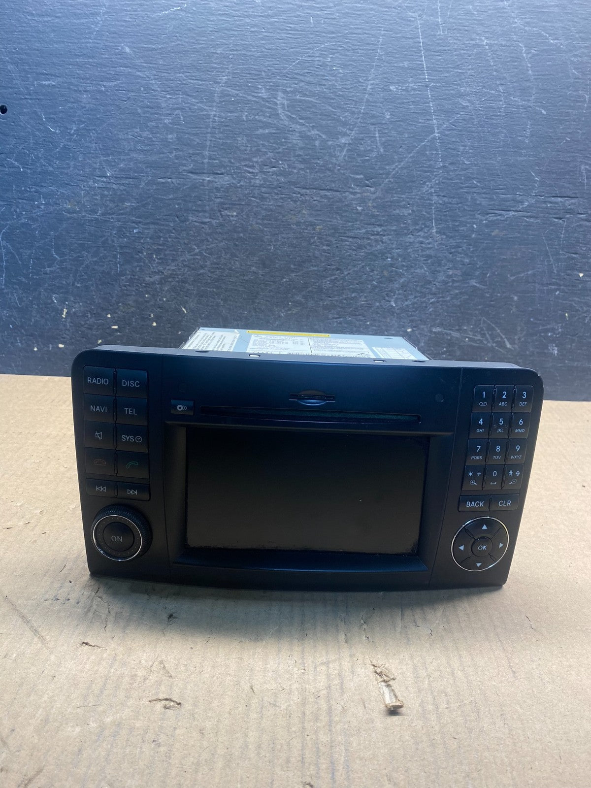 2009-2012 Mercedes X164 GL550 ML500 Radio Navigation Screen Display AH4788 DG0