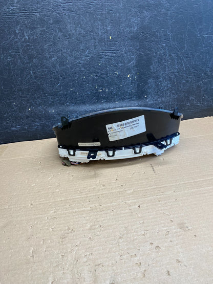2010 2011 Nissan Armada Speedometer Cluster Gauge AG6302 DG4