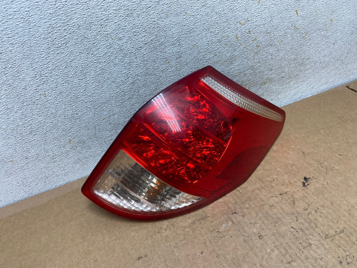 2006 2007 2008 Toyota Rav4 Right Passenger RH Side Tail Light AI3501 LK2