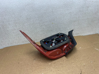 1999 2000 2001 2002 Acura RL Left Driver LH Side Tail Light OEM Z1551 PS4