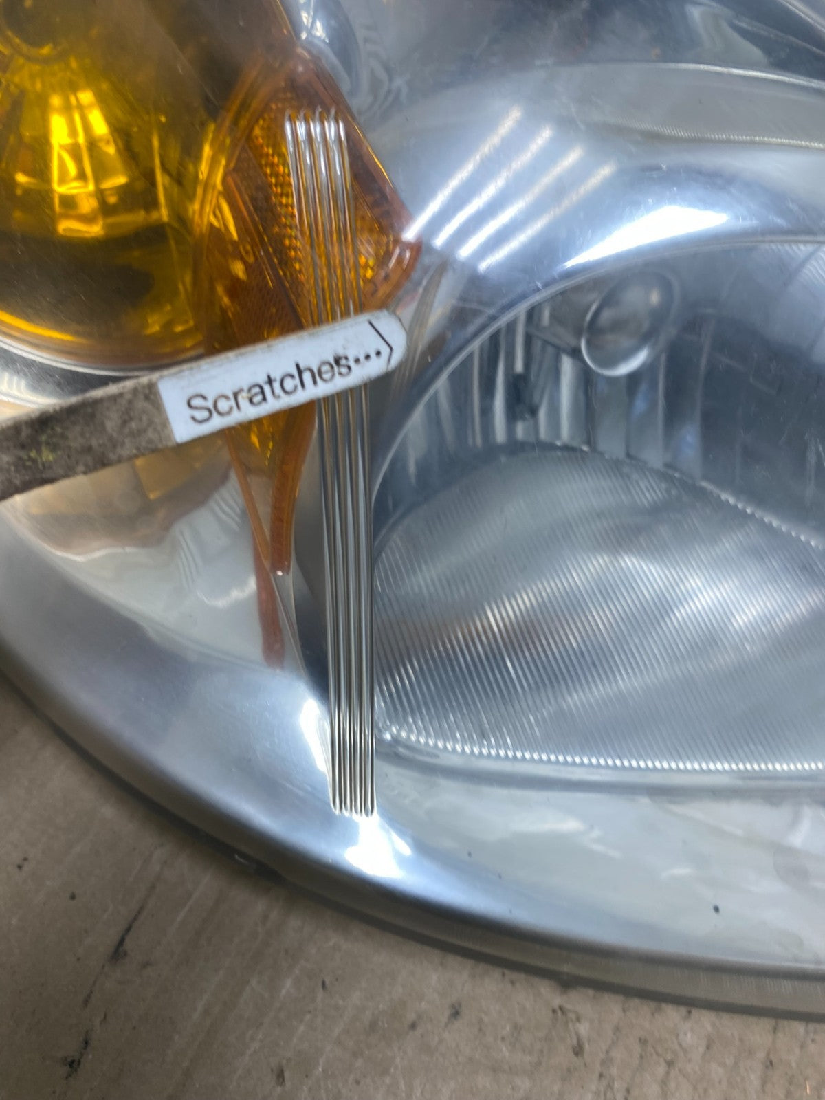 2005-2010 Chevrolet Cobalt Sedan Right Passenger Halogen Headlight AF5876 DW3