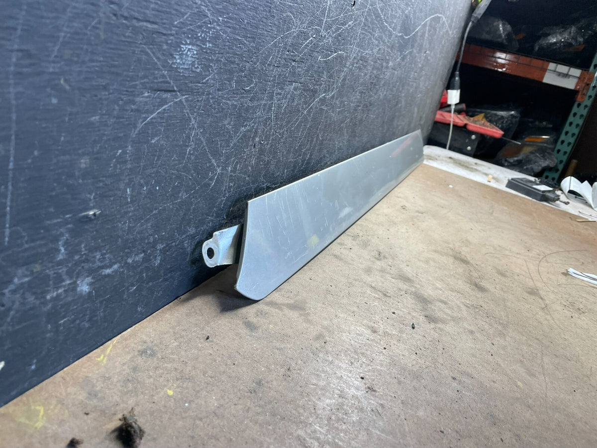 2005-2010 Honda Odyssey Left Driver Rail Cover Quarter Trim Molding L4173 DG2