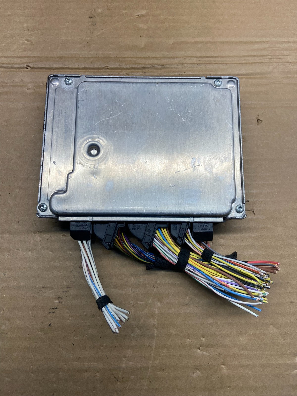 2006 to 2007 Bmw 550i 650i 750i Engine Computer ECU Control Module ECM ae4618 DG1