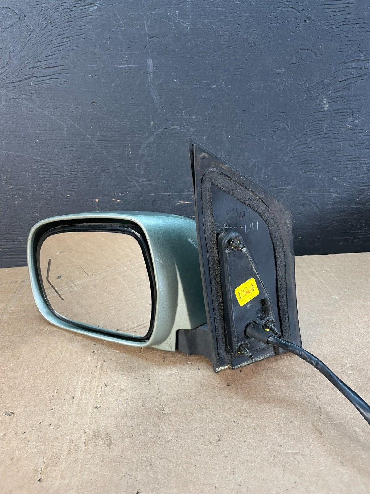 2004 to 2010 Toyota Sienna Left Driver LH Turn Signal View Mirror AE8544 DW2