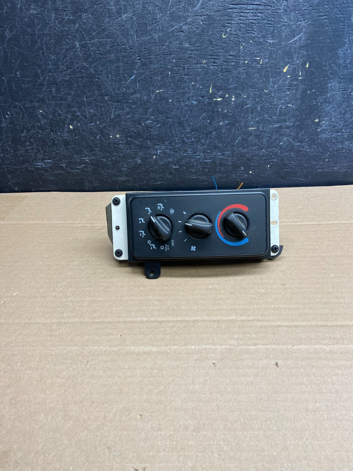 1998 to 2001 Dodge Ram 1500 Temperature Climate Control Heat AC Heater AG5016 DG1
