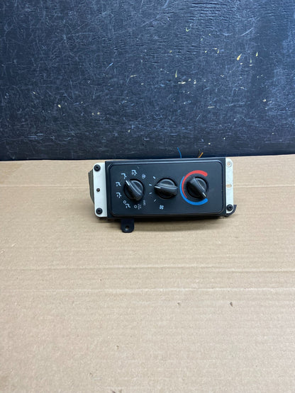 1998 to 2001 Dodge Ram 1500 Temperature Climate Control Heat AC Heater AG5016 DG1