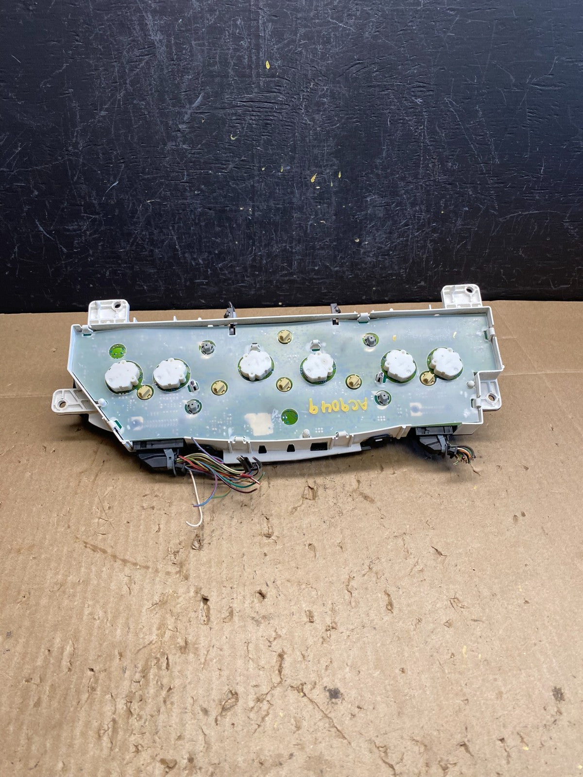 2006 Ford E350 Gauge Speedometer Cluster AC9049 DW5
