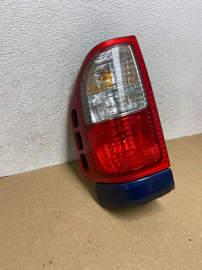 2000 to 2004 Isuzu Rodeo Left+Right Side Tail Lights AF99252
