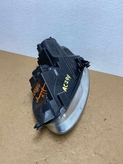 2005 - 2010 Volkswagen Jetta Right Passenger RH Side Headlight Halogen AC2991 DW8