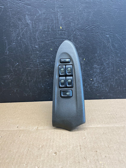 2002-2005 Chevrolet Trailblazer Power Left Driver Window Control Switch AC92120