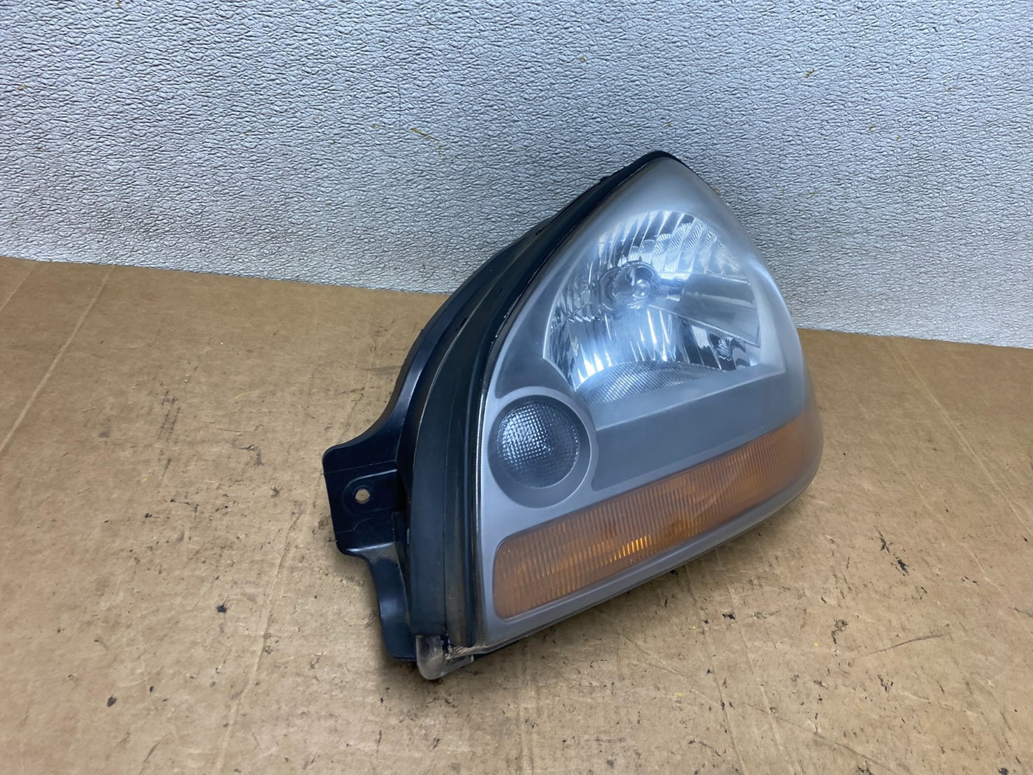 2005 2006 2007 2008 Hyundai Tucson Left Driver Lh Side Headlight T3373 DG2
