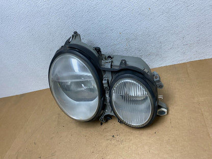 2000-2002 Mercedes E E320 E430 Right Passenger Xenon HID Headlight AE3231 DW1