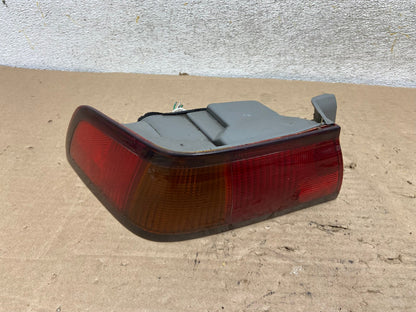 1997 1998 1999 Toyota Camry Tail Light Left Driver Rh Side AI1110 LK0