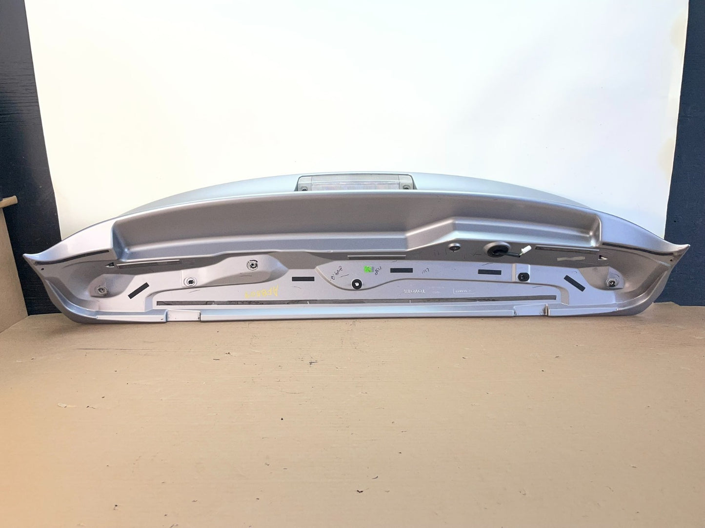 2011 to 2014 Toyota Sienna Rear Wing Spoiler AF8509 DG6