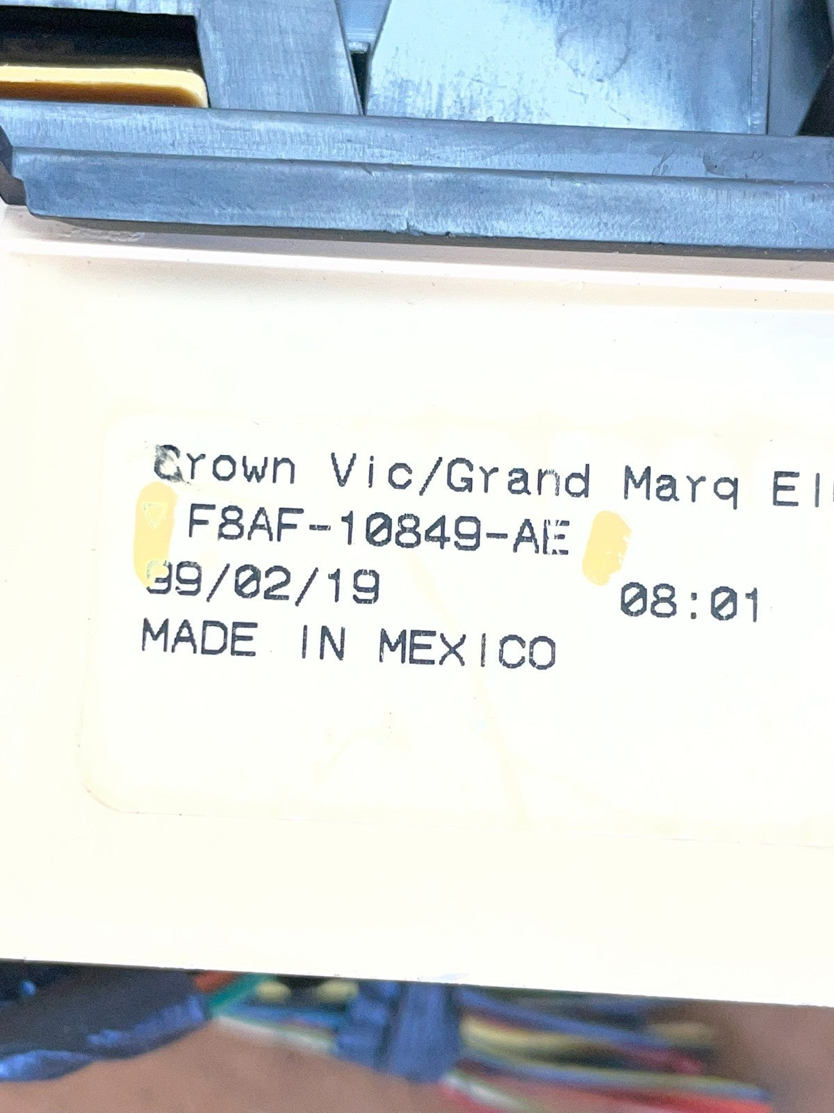 1998 to 1999 Ford Crown Victoria Speedometer Cluster Gauge ag0736 DG10