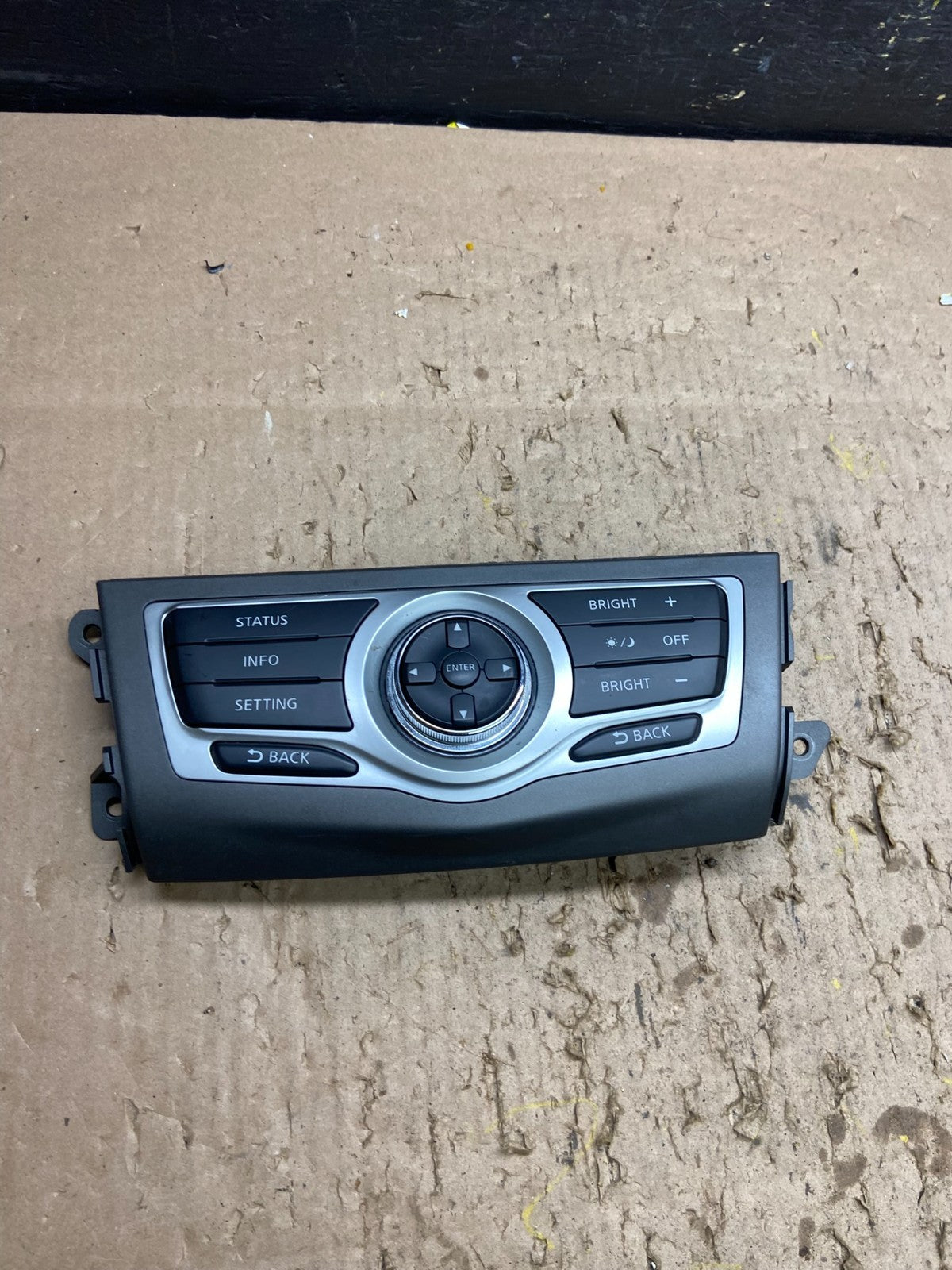 2009-2014 Nissan Murano AM FM Radio CD Control Panel T8319 DG0